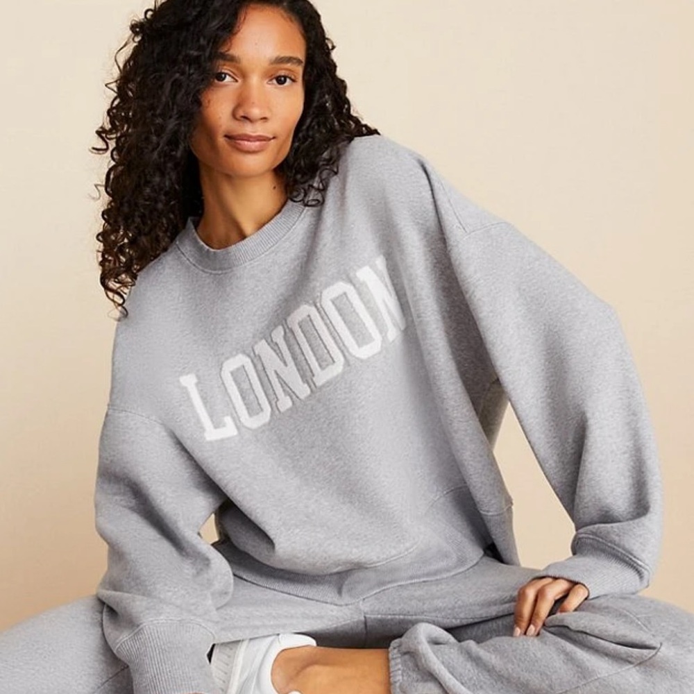 NWT Lou & Grey London Fleece Sweatshirt Small